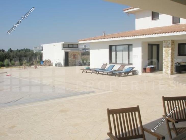 6 bedroom detached house for sale dromolaxia larnaca 7870528 image 11378178