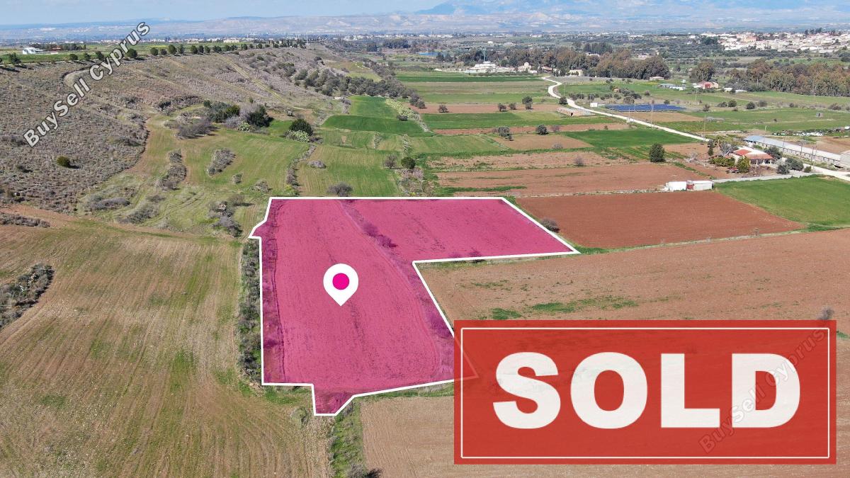 land sold orounta nicosia 1057528 image 2828853