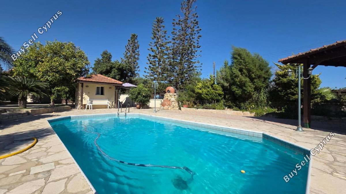 9 bedroom detached house for sale kolossi limassol 7903338 image 17276068