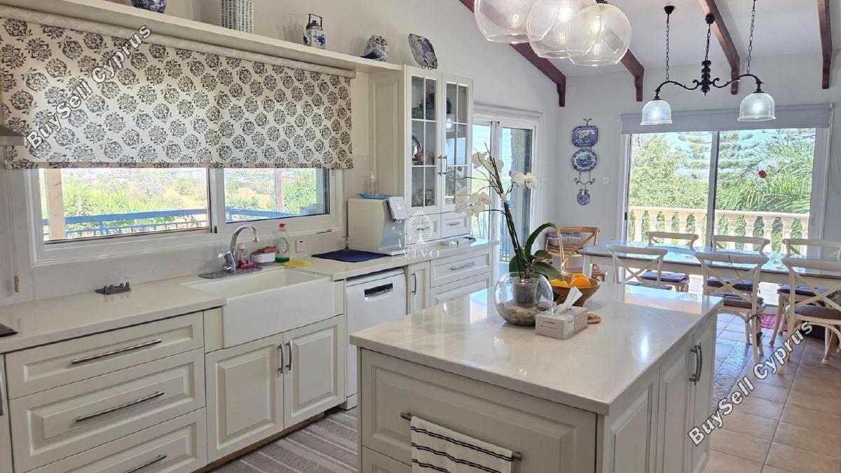9 bedroom detached house for sale kolossi limassol 7903338 image 17276104