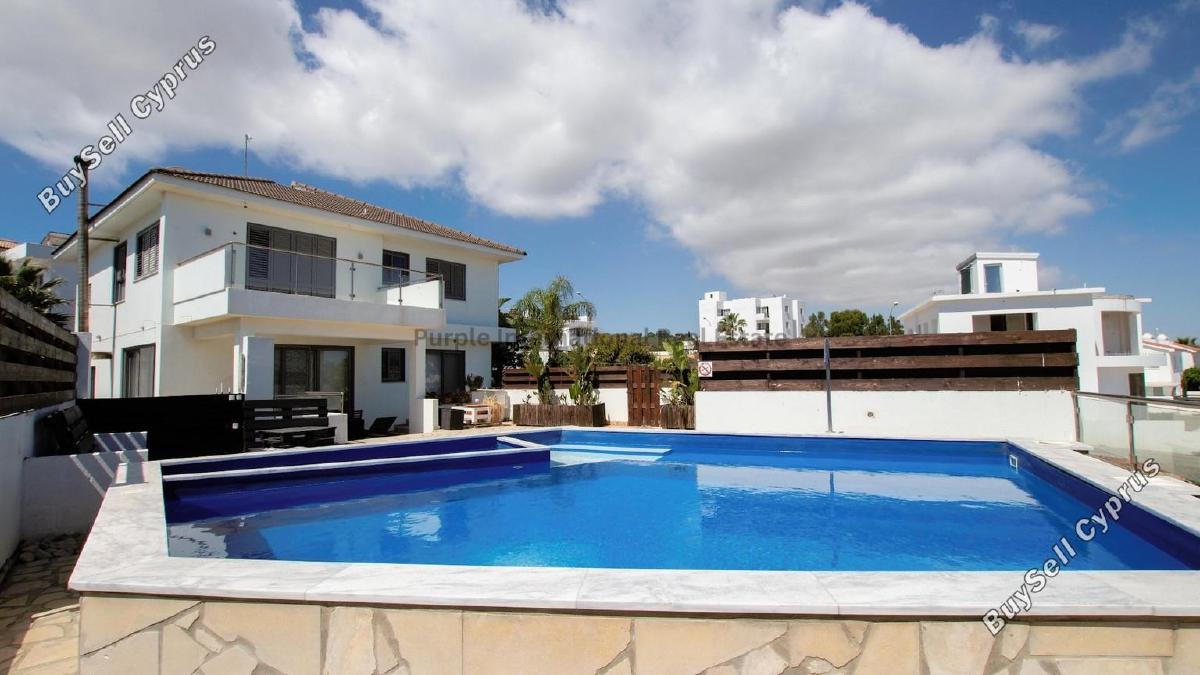 4 Bedroom Detached house for sale in Cape Greko, Famagusta 15316016