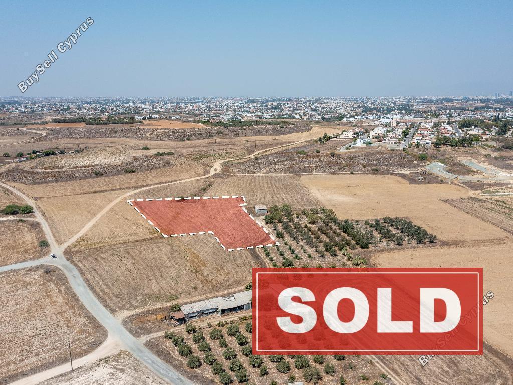land sold geri nicosia 823458 image 3000463