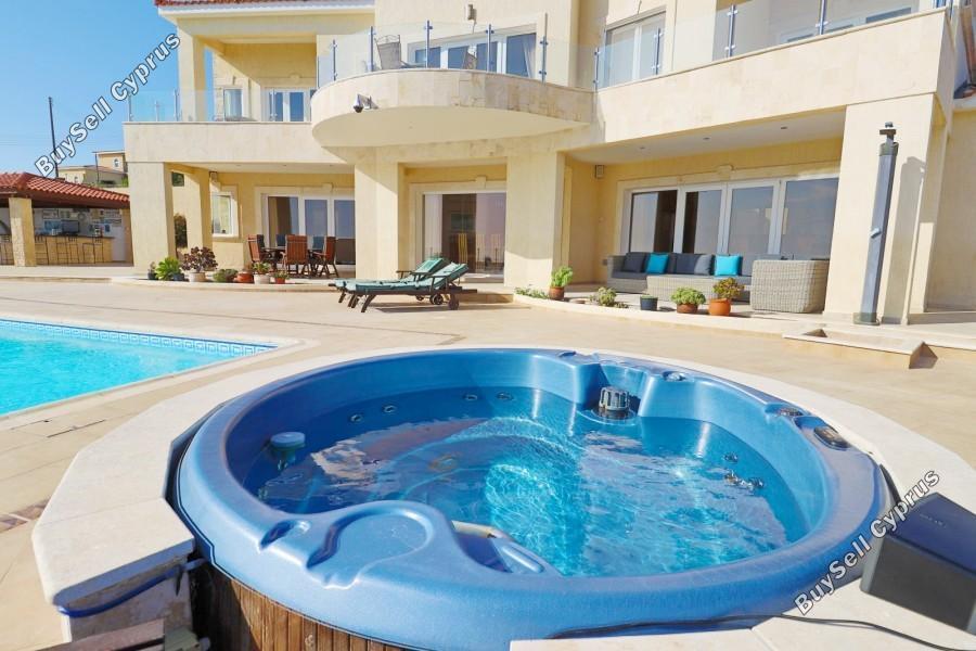 5 Bedroom Detached house for sale in Akoursos, Paphos 16157745