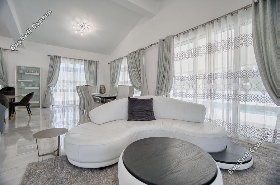 4 bedroom bungalow for sale sea caves peyia paphos 7734778 image 12539214