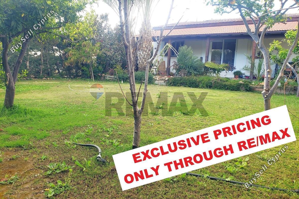 3 Bedroom Bungalow for sale in Meneou, Larnaca 16161425
