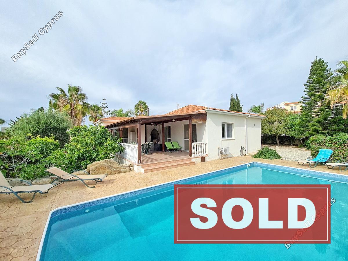 3 bedroom bungalow sold sea caves peyia paphos 956988 image 864425