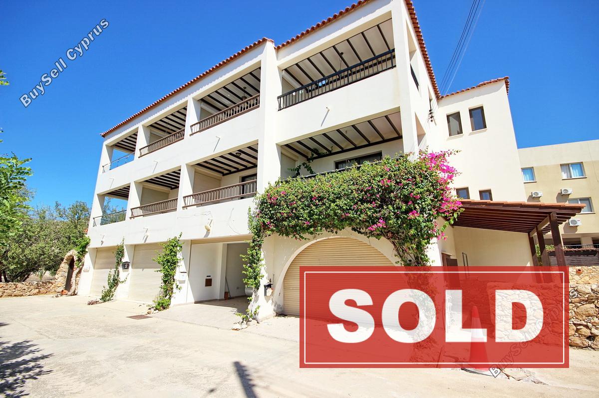 2 bedroom town house sold peyia paphos 666298 image 390054