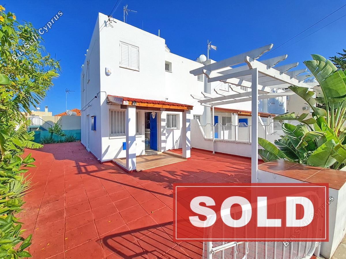 2 bedroom end town house sold kapparis famagusta 960798 image 876924