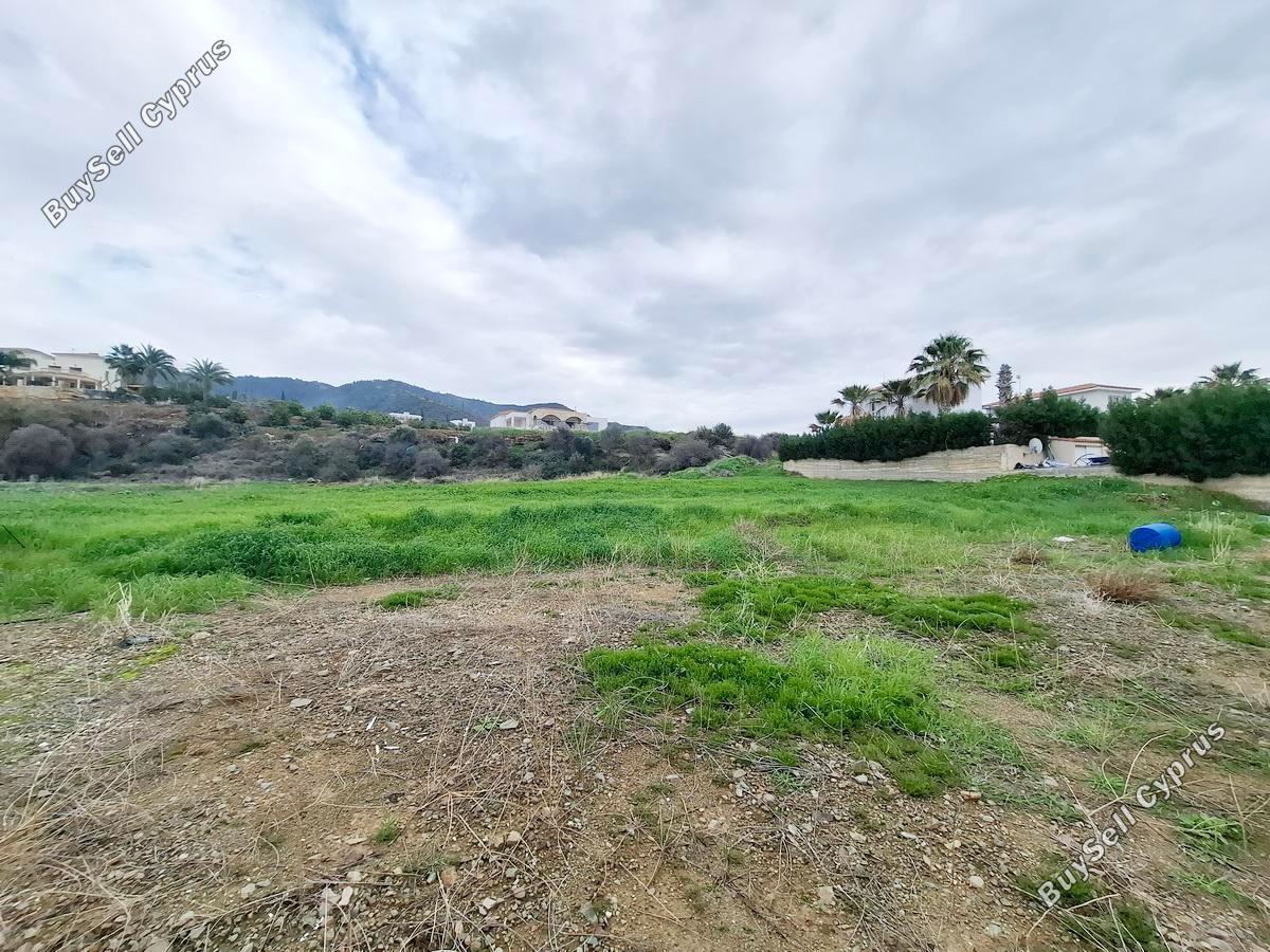 1933 SQM Land for sale in Argaka, Paphos 4297404