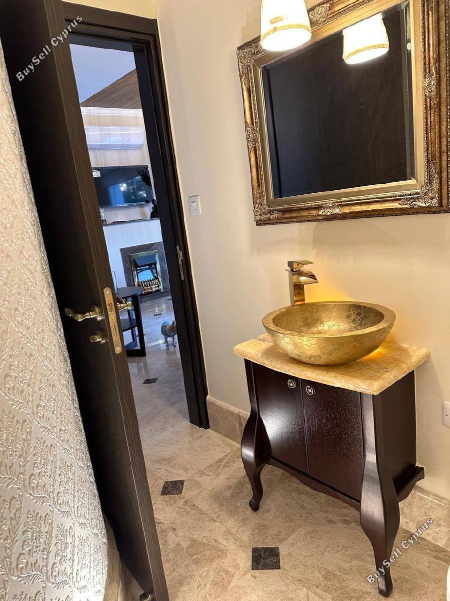 4 bedroom semi detached house for rent kato polemidia limassol 1682309 image 14923502