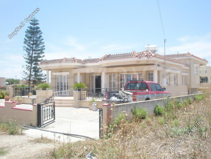 3 bedroom detached house for sale dromolaxia larnaca 7870719 image 11379049