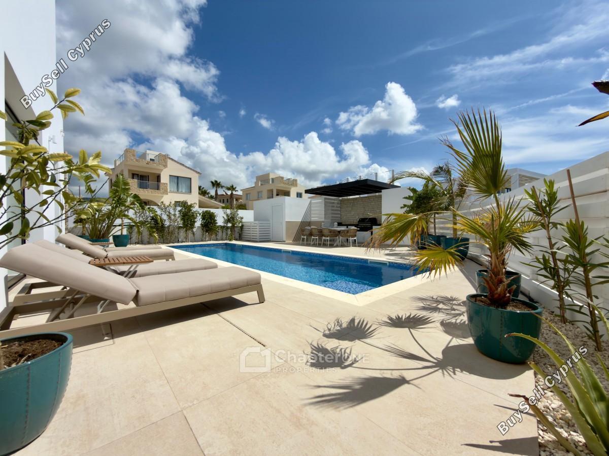3 Bedroom Detached house for sale in Saint George Peyia, Paphos 15913941