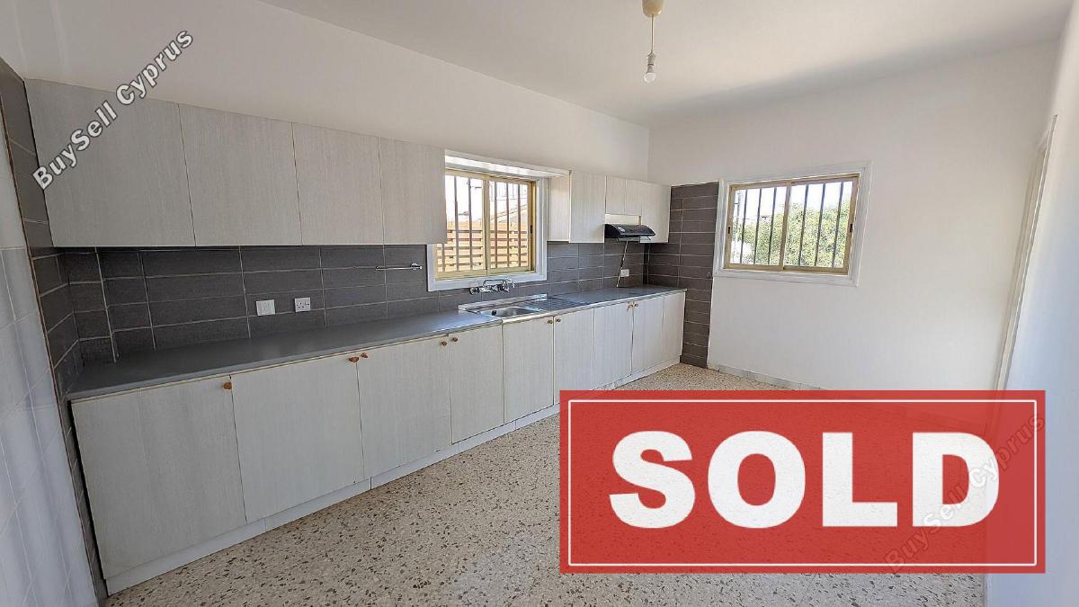 2 bedroom bungalow sold deryneia famagusta 7813819 image 10646318