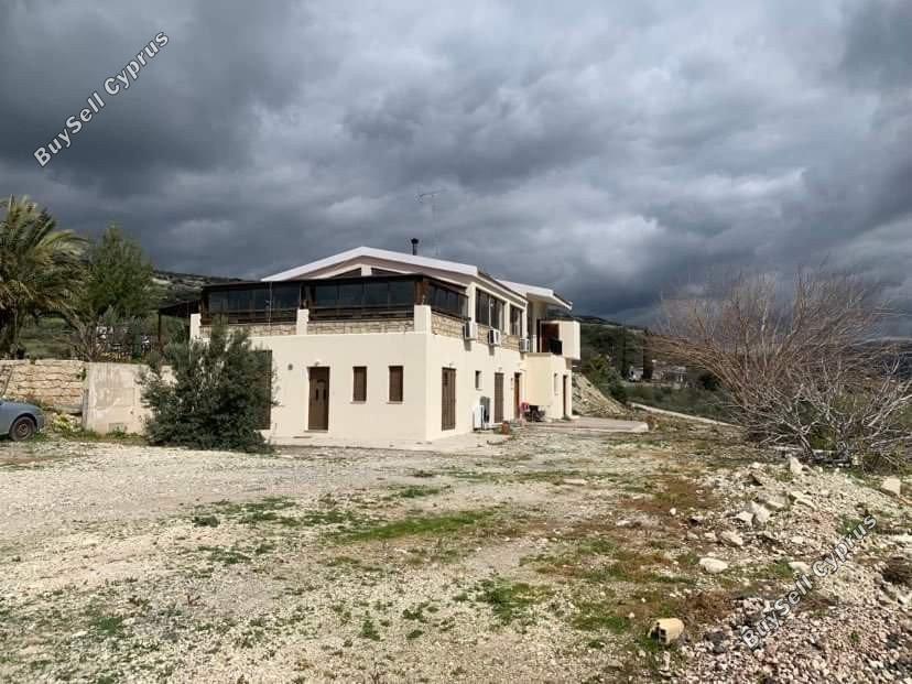 Commercial Building for sale in Trahipedoula, Paphos 5595894