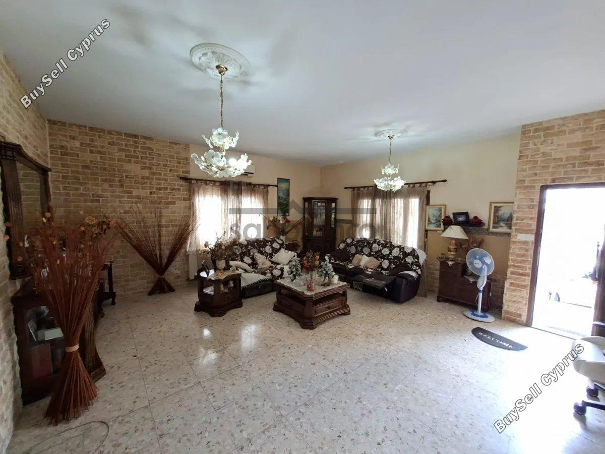 8 bedroom detached house for sale aradippou larnaca 8748829 image 16469002
