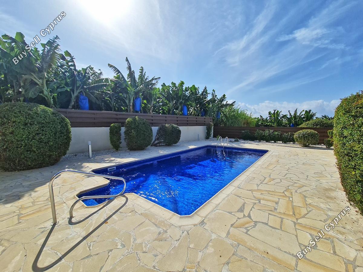 4 bedroom bungalow off market kissonerga paphos 1227439 image 1884265