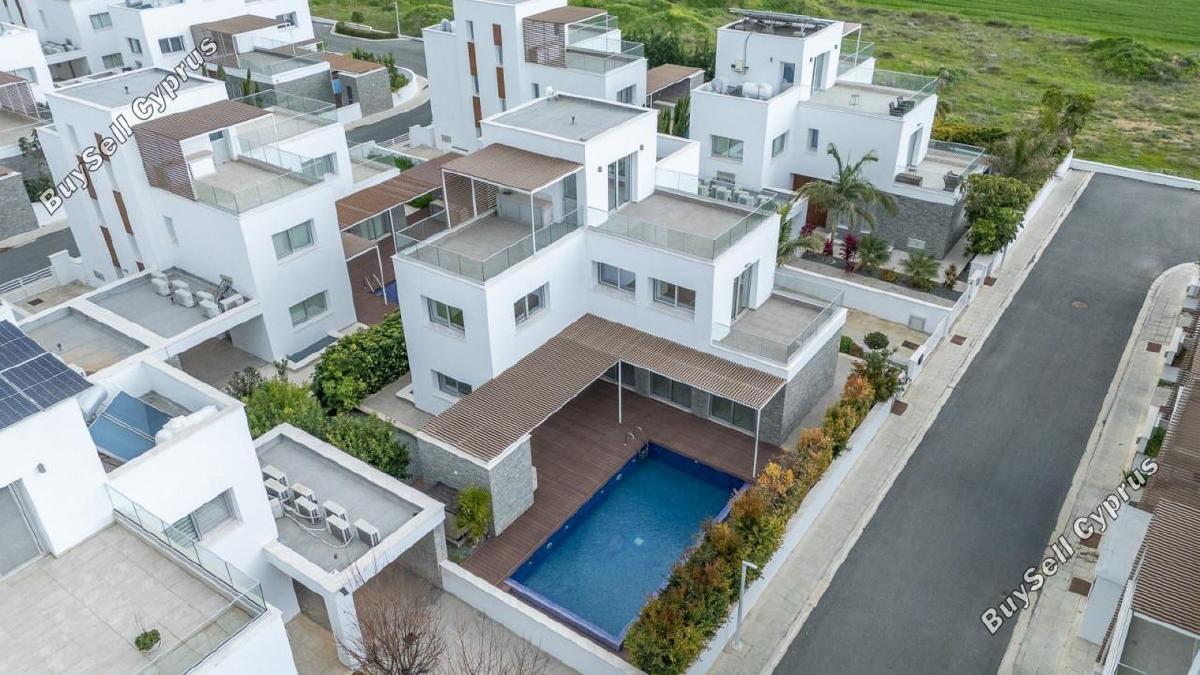 7 bedroom detached house for sale geroskipou plage paphos 8864049 image 17180807