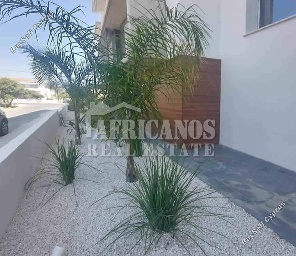 2 bedroom apartment for rent faneromeni larnaca 8114649 image 16832480