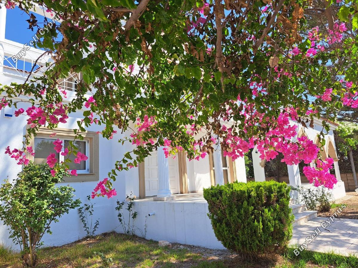 3 bedroom detached house for rent pervolia larnaca 8771949 image 16587963
