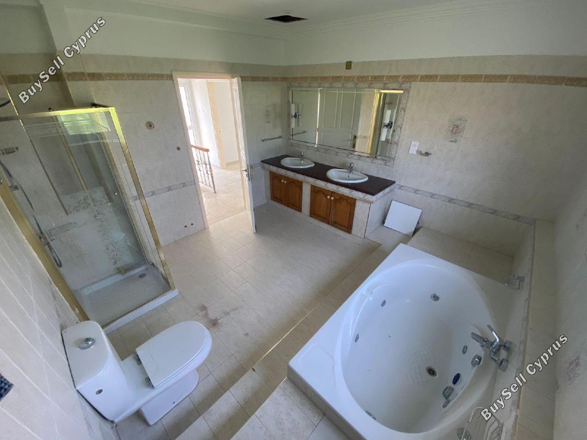 3 bedroom detached house for rent pervolia larnaca 8771949 image 17035995