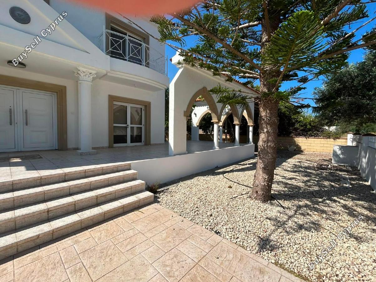 3 bedroom detached house for rent pervolia larnaca 8771949 image 17036008