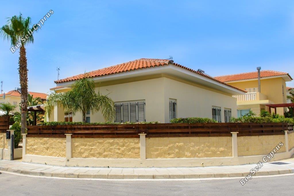 4 bedroom bungalow for sale xylotymvou larnaca 8592659 image 15708270