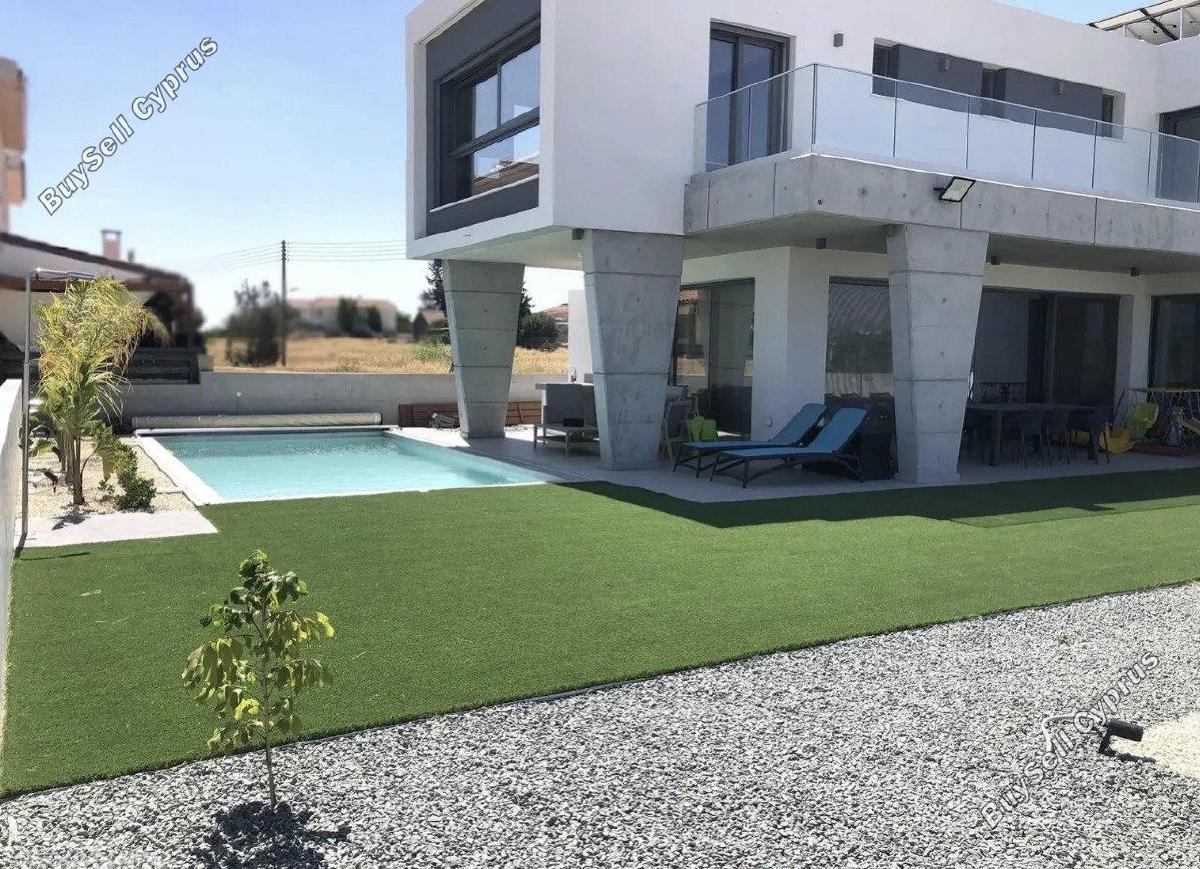 4 Bedroom Detached house for sale in Agios Georgios Kafkallou, Nicosia 7130465