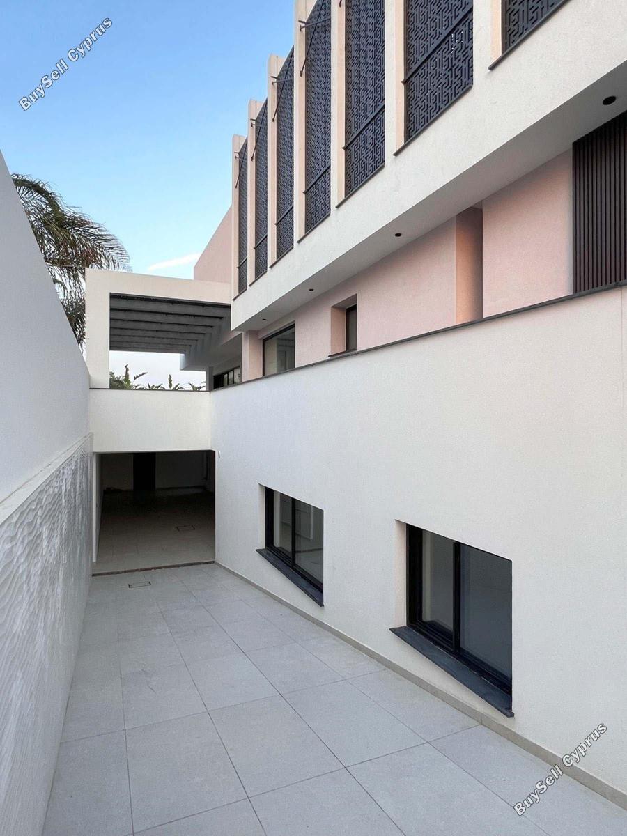 7 bedroom detached house for sale latsia nicosia 1399369 image 5402495