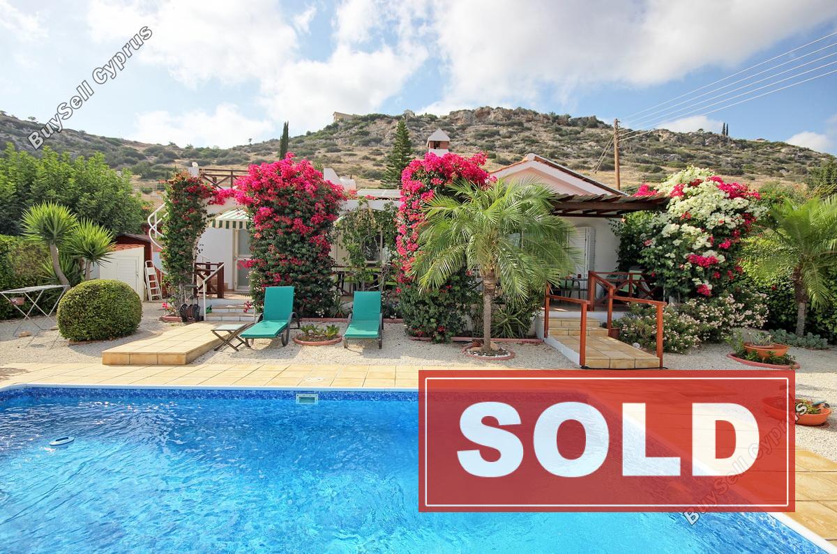 3 bedroom bungalow sold peyia paphos 643769 image 381132