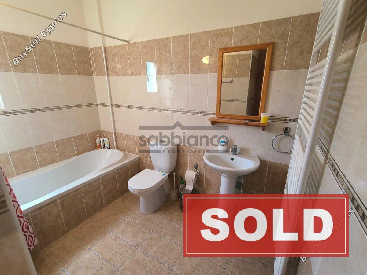 3 bedroom detached house sold oroklini larnaca 8749769 image 17290025