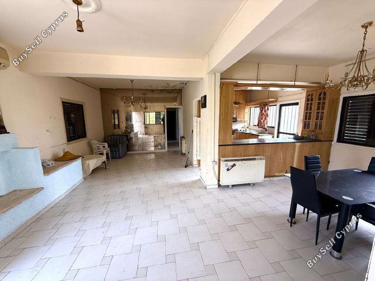 3 bedroom apartment for sale faneromeni larnaca 8429079 image 15275999