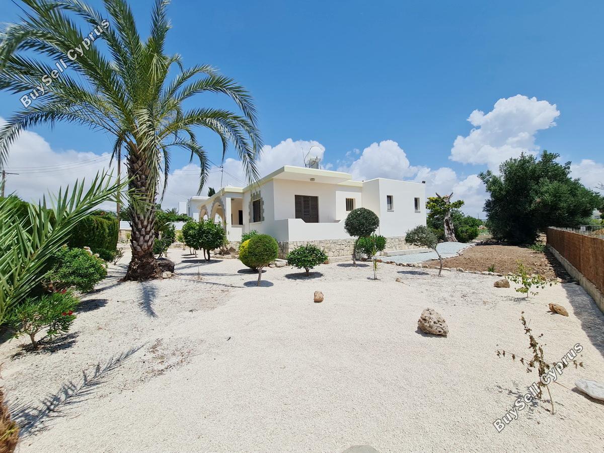 3 bedroom bungalow for rent coral bay paphos 8842779 image 17069847
