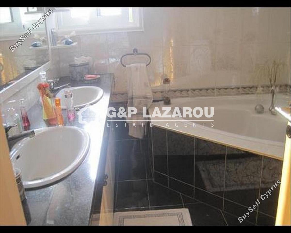 4 bedroom detached house for rent kato deftera nicosia 1596979 image 5359752
