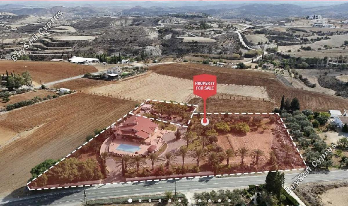 4 Bedroom Detached house for sale in Pera Orinis, Nicosia 16715463