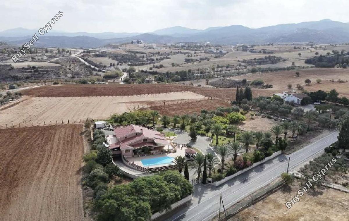 4 bedroom detached house under offer pera orinis nicosia 8139189 image 13385874