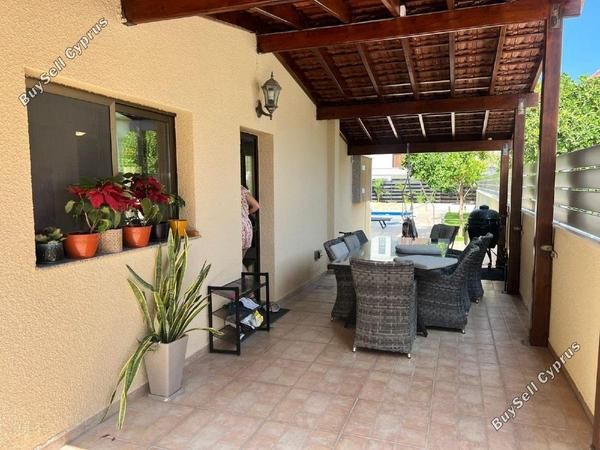 5 bedroom detached house for rent agios tychonas limassol 1831000 image 16517610