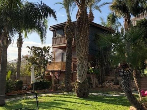9 bedroom detached house for sale agios athanasios limassol 1548200 image 5891087