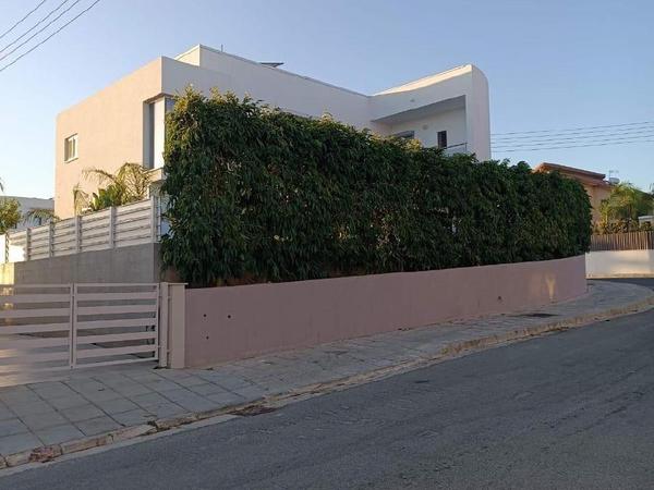4 bedroom detached house for sale kolossi limassol 1800300 image 15563760