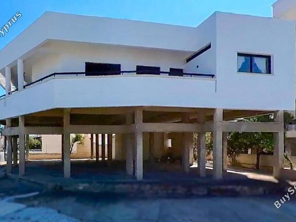 studio apartment building for sale faneromeni larnaca 1933300 image 9735704