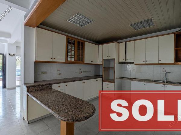 studio apartment building sold faneromeni larnaca 8343400 image 14374397