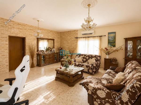 7 bedroom semi detached house for sale aradippou larnaca 8640110 image 16835390