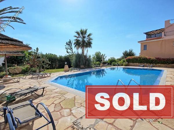 2 bedroom ground floor apartment sold tala paphos 8033310 image 12880655