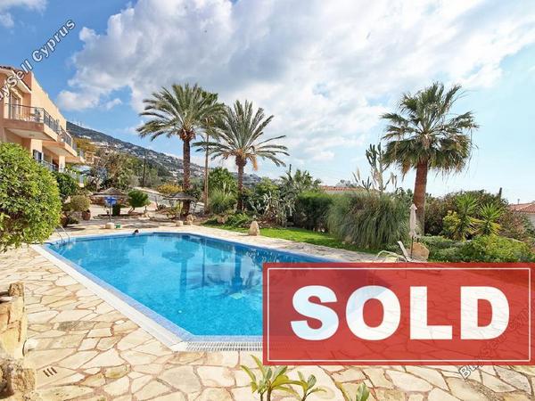 2 bedroom ground floor apartment sold tala paphos 8033310 image 12880656