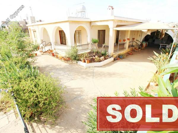 3 bedroom bungalow sold liopetri famagusta 626310 image 315898