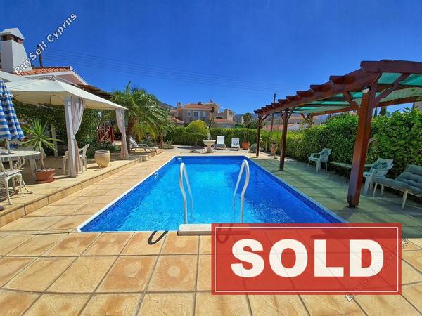 3 bedroom bungalow sold peyia paphos 8397510 image 14824264