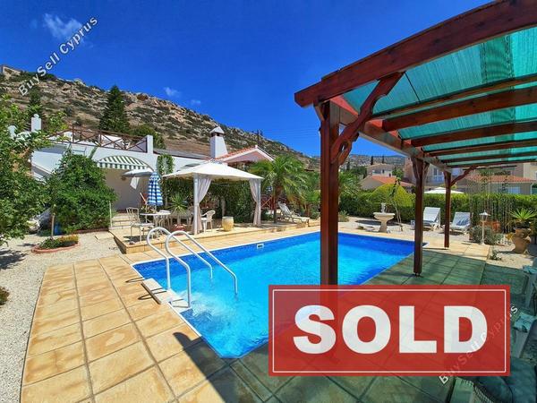 3 bedroom bungalow sold peyia paphos 8397510 image 14824265
