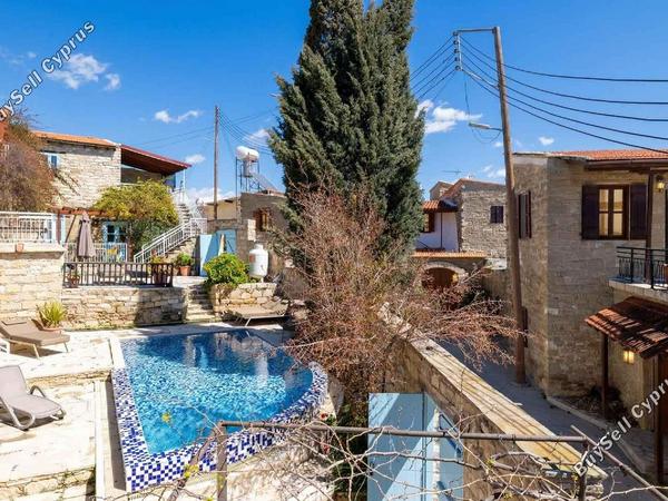 studio hotel for sale tochni larnaca 8625910 image 16234799