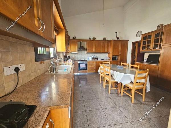 8 bedroom detached house for sale agia fyla limassol 7736220 image 10177869