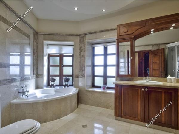7 bedroom detached house for sale moniatis limassol 7739530 image 10214231
