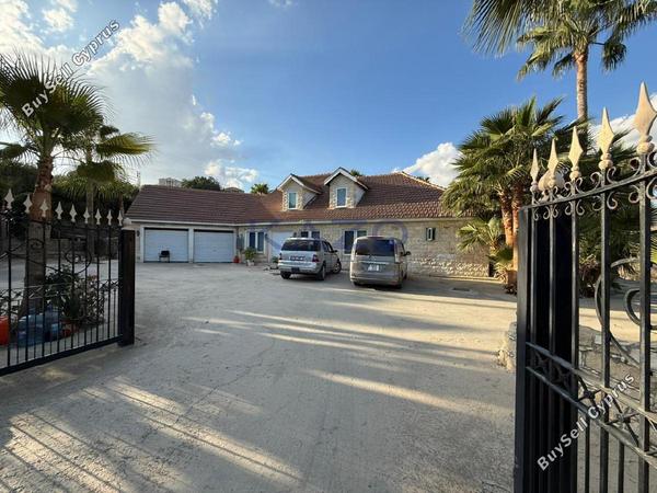 7 bedroom detached house for sale pyrgos limassol limassol 7912940 image 11168722